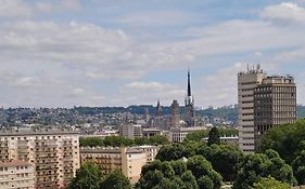 Spacieux F4 Avec Vue Panoramique Et 2 Places De Parking